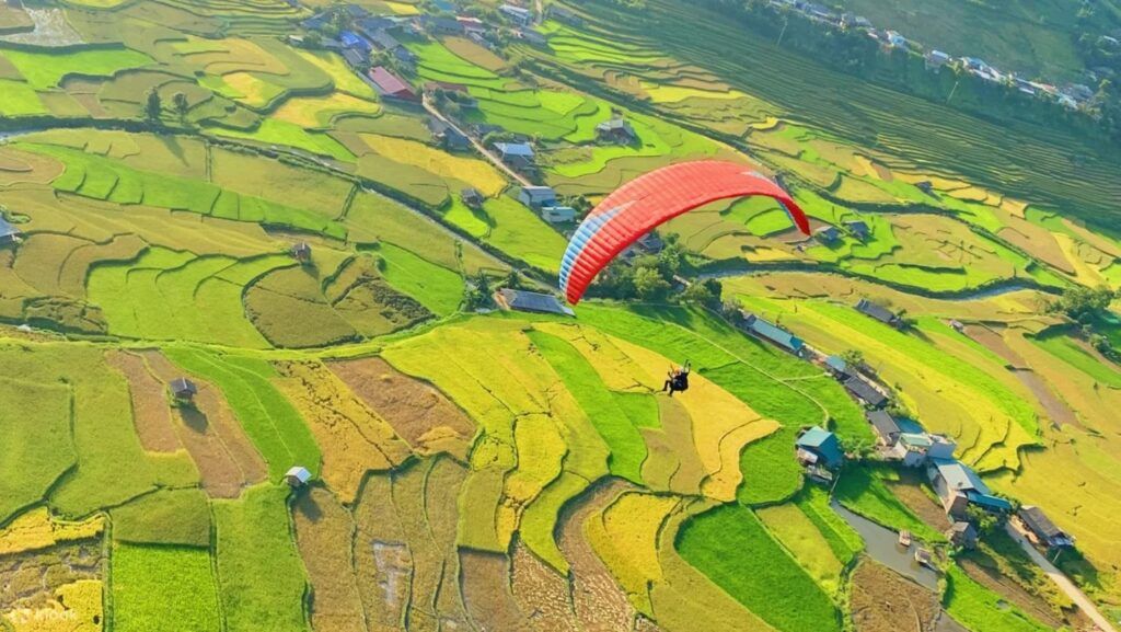 paragliding