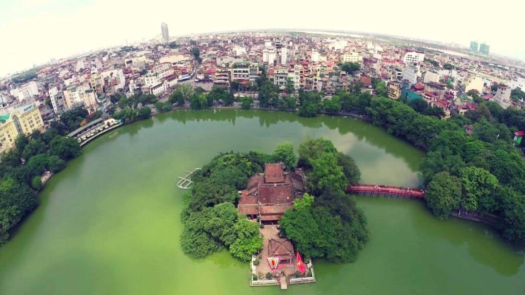 hoan kiem lake 3