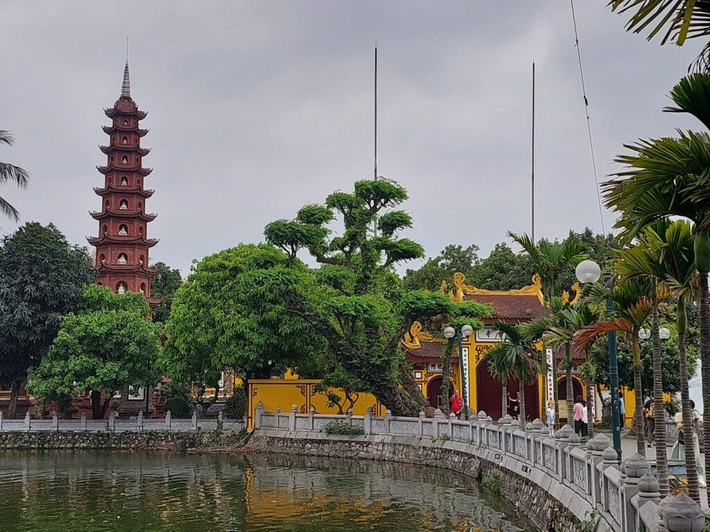 tran quoc pagoda